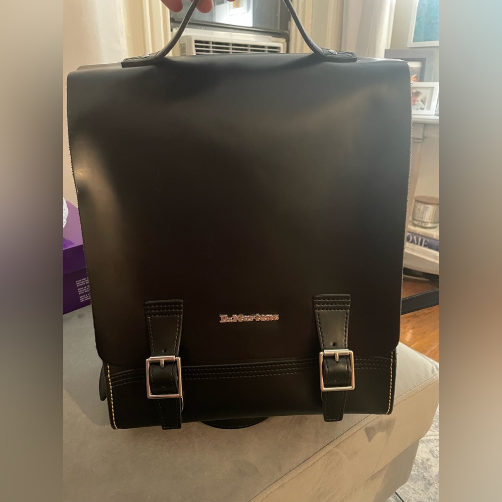 Leather Dr.Martens bag